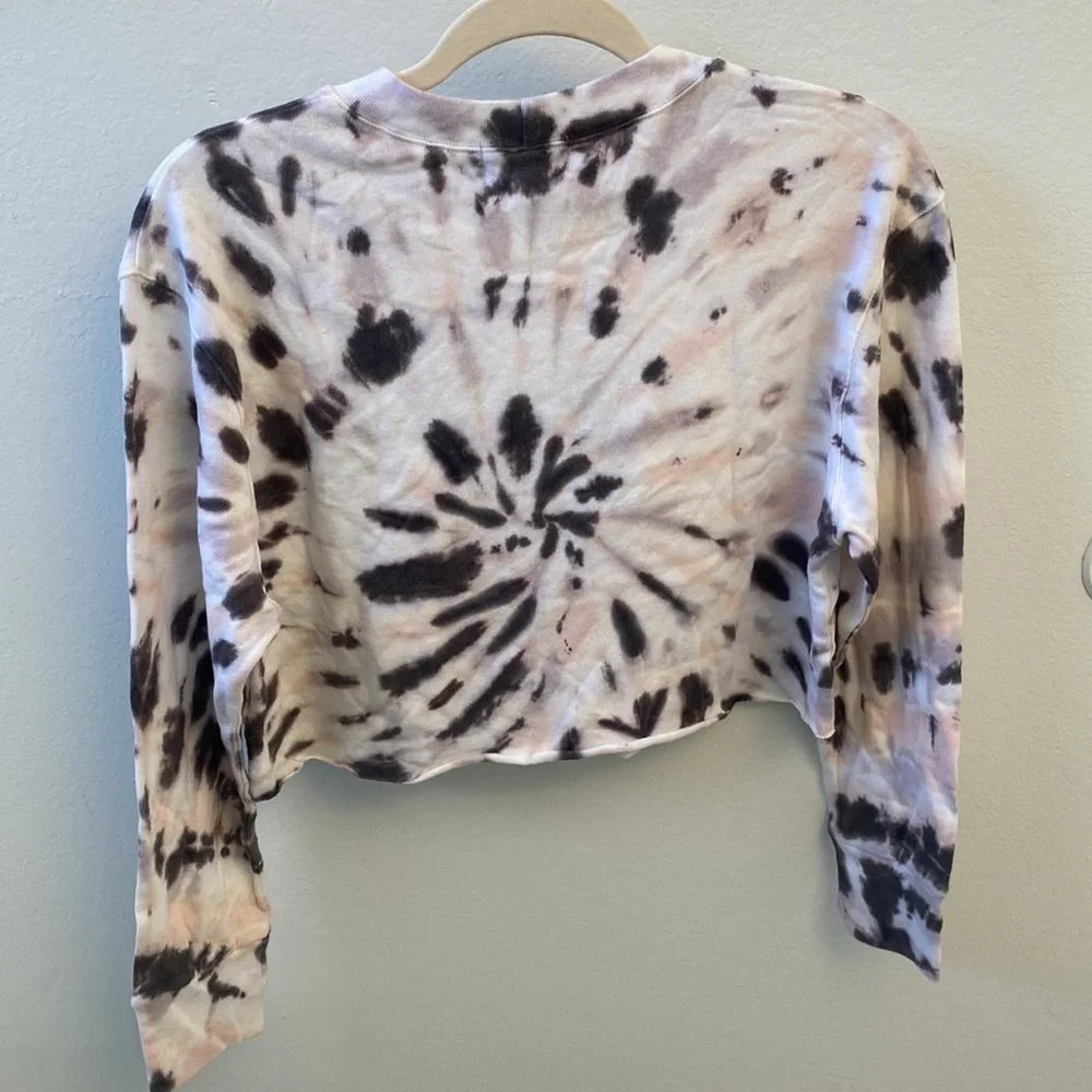 Monrow Kaleidoscope Tie-Dye Cropped Boyfriend Sweatshirt SOLD OUT - Picture 3 of 3